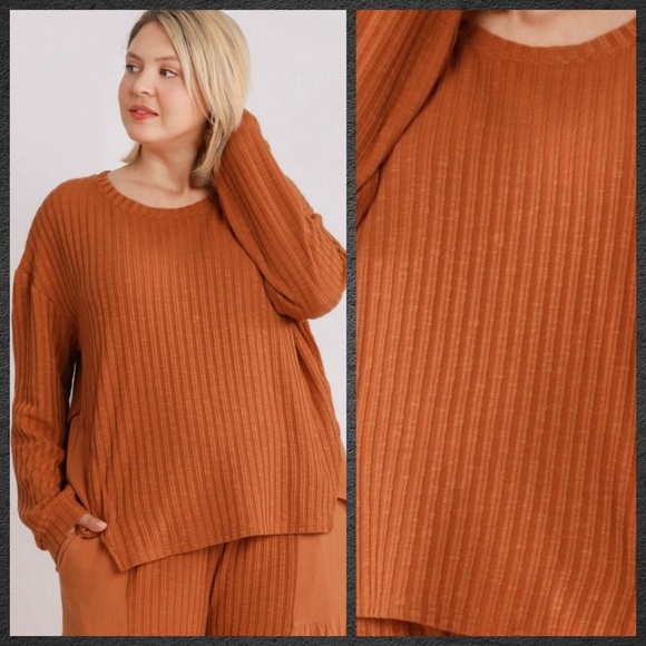 UMGEE Textured Soft Linen Blend Oversized Top & Tiered Ruffled Raw Hem Pants Set - Picture 2 of 16